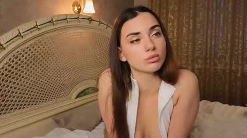 Dina and ill be glad to be here with you follow to me  online show from February 18, 1:11 pm