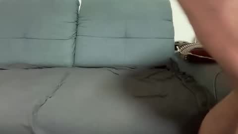 dinnerout1111 online show from December 21, 7:04 am