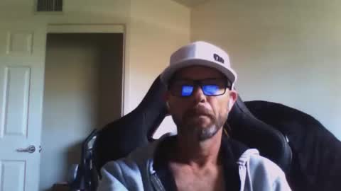 dirtrider15 online show from March 15, 8:45 pm