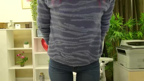 dirty_mature online show from November 3, 7:31 am