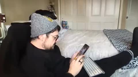 disastersurrounds online show from February 20, 8:22 pm