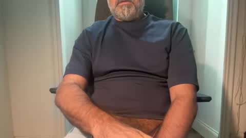 Discreet Guy online show from November 18, 10:51 am