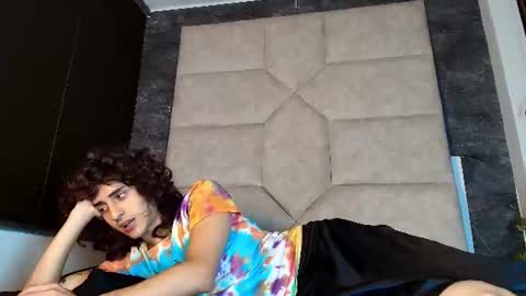 DIVINE online show from July 1, 7:44 pm