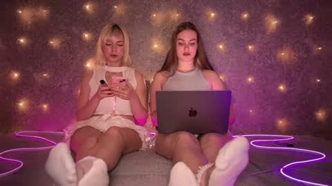 Hannah online show from February 5, 8:04 pm