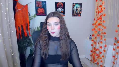 Hannah online show from October 13, 11:34 am