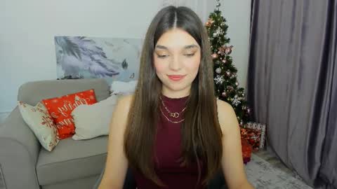 Hannah online show from December 19, 3:13 am