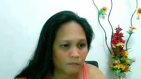 Snapshot of divinegrace10 chatting on January 3, 1:46 pm Divine Grace Close To Your Hear online show from January 3, 1:46 pm