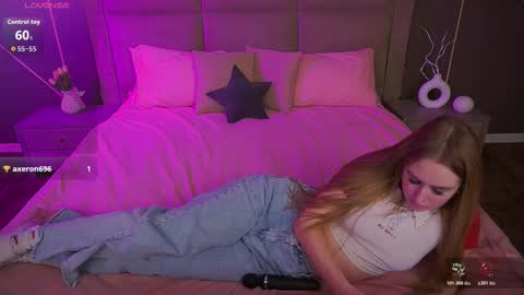 DivineJasss online show from November 13, 6:10 pm