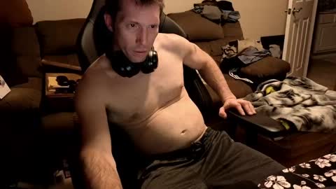 Hansel and Gretle online show from March 9, 1:32 am