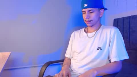 Snapshot of dj__bigd chatting on October 22, 2:15 am big d B online show from October 22, 2:15 am