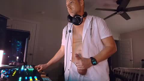 dj_diesel_rat online show from March 8, 5:00 am