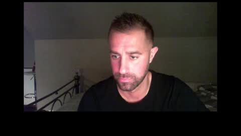 djay15013 online show from December 20, 8:05 pm