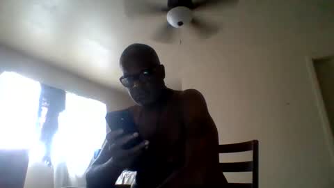 djbignuttsbrownass24 online show from September 14, 6:42 pm