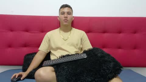 01 online show from May 16, 11:31 am