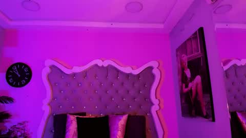 dolarcity760752 online show from November 25, 7:18 am