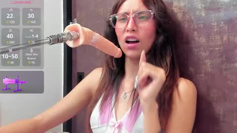 Bella  online show from March 8, 10:56 pm