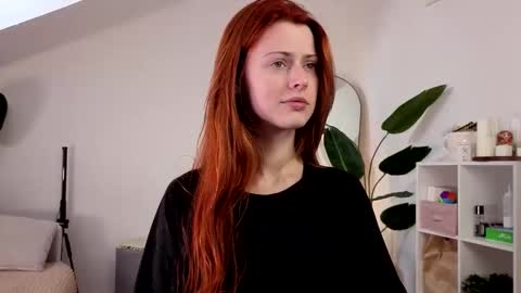 Your doll Lesli online show from September 18, 7:23 am