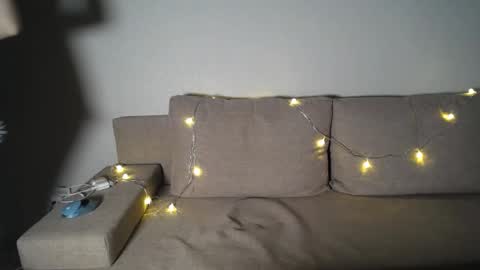 Snapshot of doll_marina chatting on December 12, 2:22 pm Marina online show from December 12, 2:22 pm