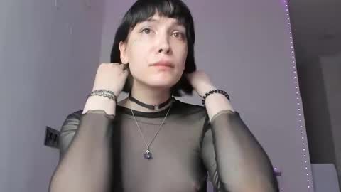 Kira online show from February 26, 8:15 pm