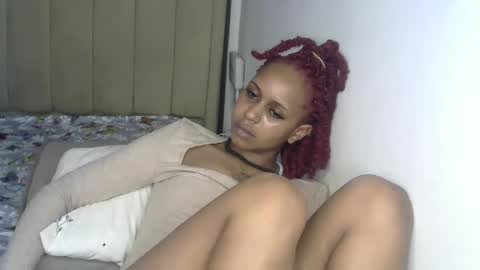 Snapshot of doll_starr chatting on March 11, 5:57 pm doll_starr online show from March 11, 5:57 pm