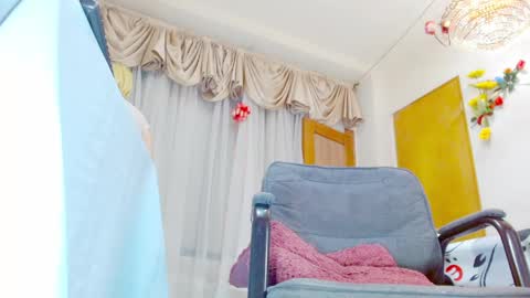 ilona online show from May 24, 7:26 am