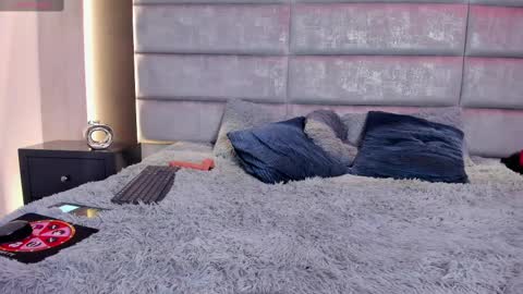 dolly_brownc online show from March 5, 5:50 am