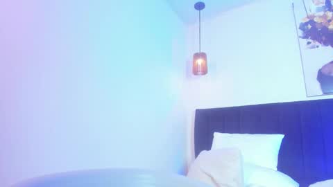 Call me Zoe  online show from March 26, 3:23 am