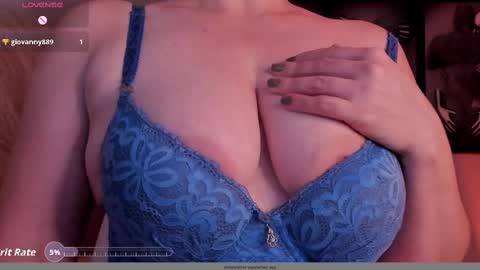 Snapshot of dollywalker chatting on September 22, 8:35 pm Dolly online show from September 22, 8:35 pm