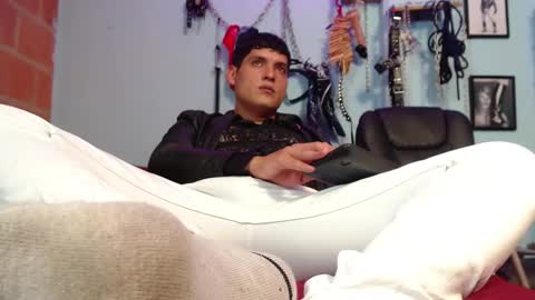 Diego Castell online show from November 25, 6:18 pm