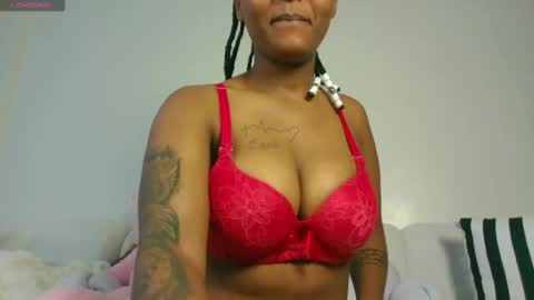 Amarie noels online show from May 22, 11:50 am