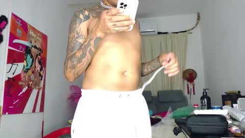 jjhoy online show from January 11, 1:11 am