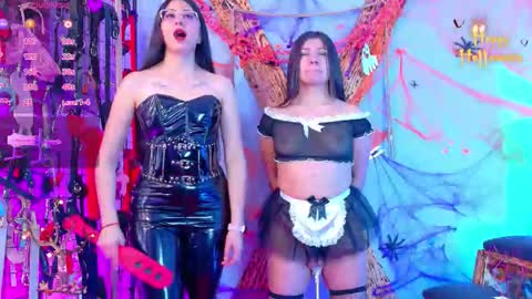 Snapshot of dominateddesires_bdsm chatting on October 27, 1:55 pm Afrodita and Chanel online show from October 27, 1:55 pm