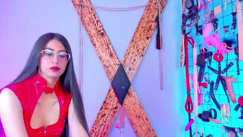 Snapshot of dominateddesires_bdsm chatting on September 26, 3:20 pm Afrodita and Chanel online show from September 26, 3:20 pm