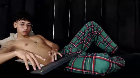 Dominic online show from September 10, 1:39 am