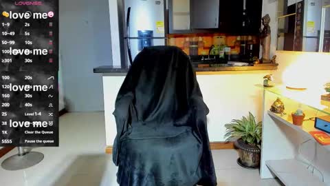 SANTI  independent model online show from September 24, 4:30 am