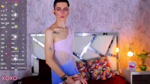 Snapshot of dominic_thailor chatting on September 28, 2:26 pm Dominic online show from September 28, 2:26 pm