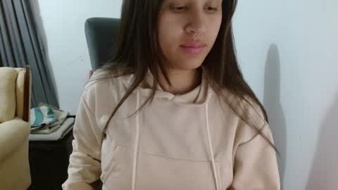   online show from December 4, 2:44 am