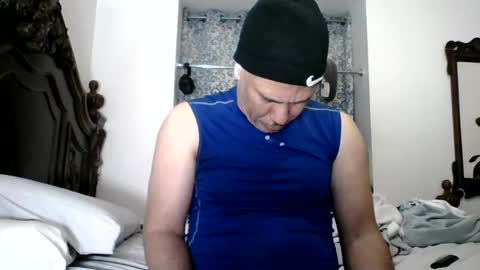 luis online show from July 20, 4:15 am