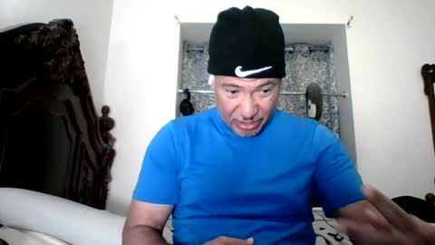 luis online show from July 19, 4:15 am