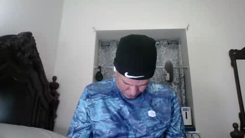 luis online show from May 16, 11:58 pm