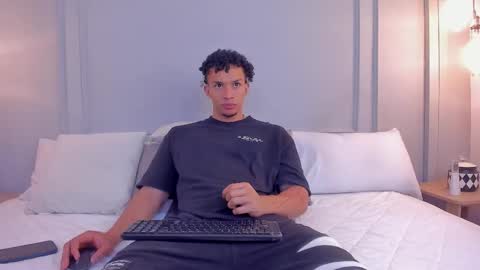 Dominick Star online show from December 4, 4:34 am