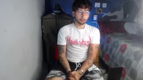 dominus_kane online show from November 12, 3:09 am