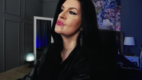 Dom Melisa online show from December 21, 11:55 pm