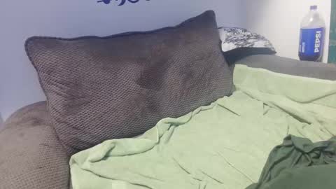 donamesmatter1986 online show from December 11, 3:02 am