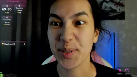 Aura online show from December 4, 4:12 am