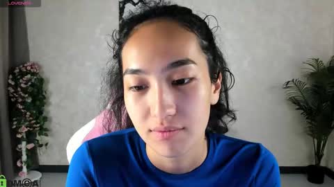 Aura online show from September 22, 3:54 am