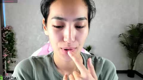 Aura online show from September 30, 3:50 am