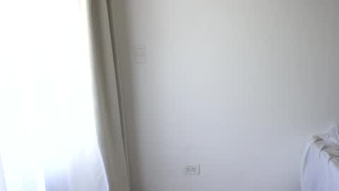 Donatella online show from September 29, 12:04 pm