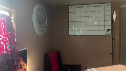 dorianj86 online show from September 19, 2:32 pm