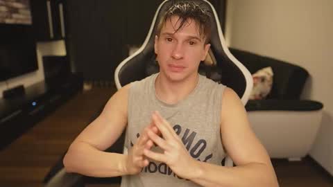 Dorian Reyes online show from January 14, 1:02 am